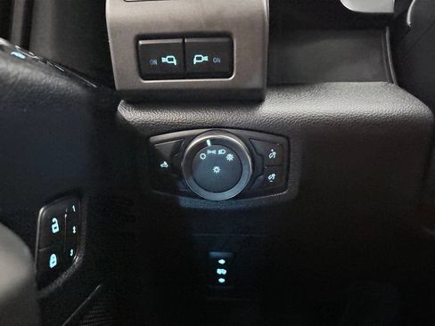 Used 2018 Ford F150 Raptor w/ Equipment Group 802A Luxury AWD/4WD image 25