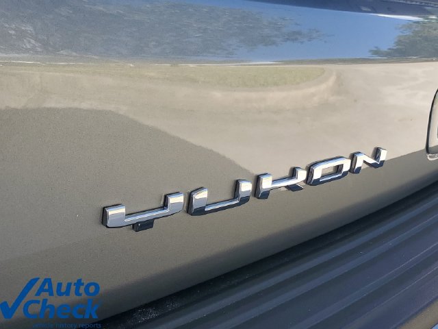 Used 2025 GMC Yukon XL Denali w/ Sun & Power Step Package RWD image 8
