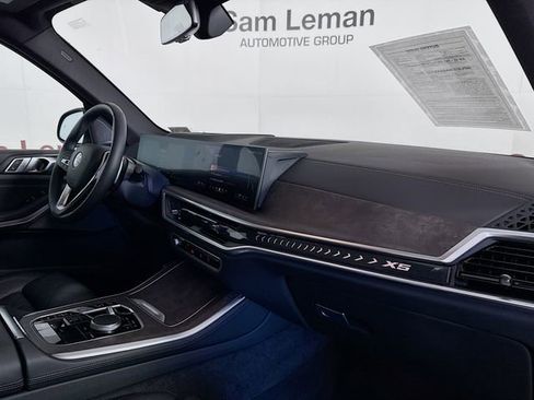 Used 2024 BMW X5 xDrive40i w/ Premium Package image 31