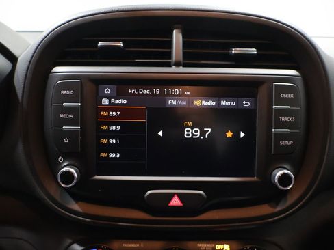 Used 2024 Kia Soul LX w/ Option Group 015 image 24