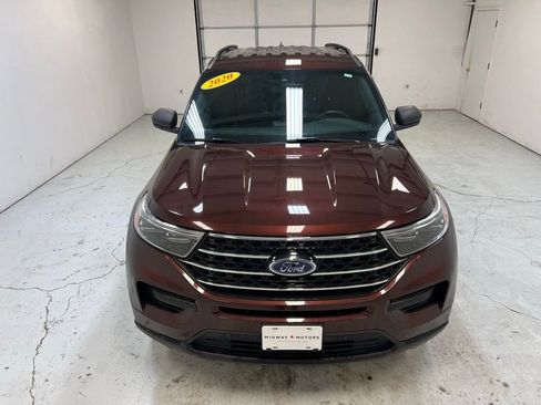 Used 2020 Ford Explorer XLT w/ Comfort Package image 6