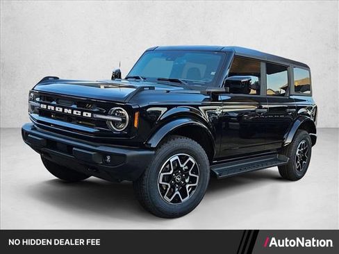 New 2026 Ford Bronco Outer Banks AWD/4WD image 1