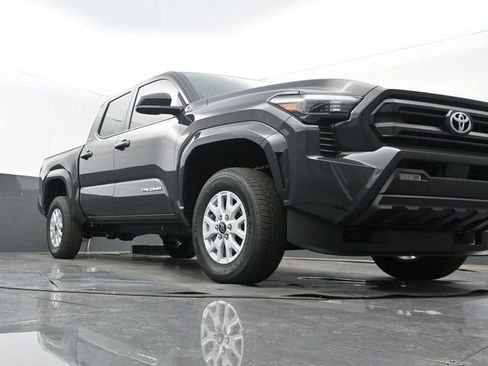 New 2026 Toyota Tacoma SR5 w/ SR5 Upgrade Package image 22