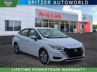 New 2025 Nissan Versa SV w/ Trunk Package