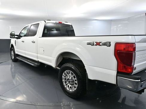 Used 2022 Ford F250 XLT w/ XLT Premium Package image 9