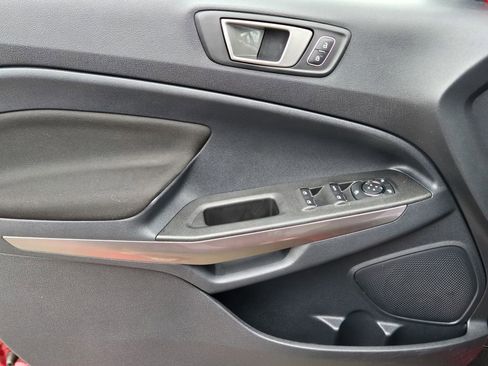 Used 2021 Ford EcoSport SE image 31