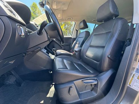 Used 2017 Volkswagen Tiguan S AWD/4WD image 14