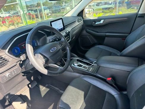 Used 2020 Ford Escape Titanium AWD/4WD image 8