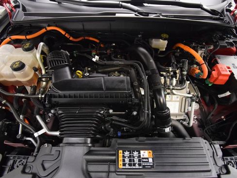 Used 2024 Lincoln Nautilus Premier AWD/4WD image 30