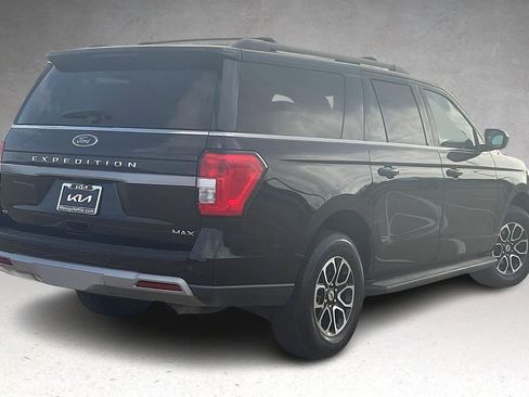 Used 2024 Ford Expedition Max XLT image 21