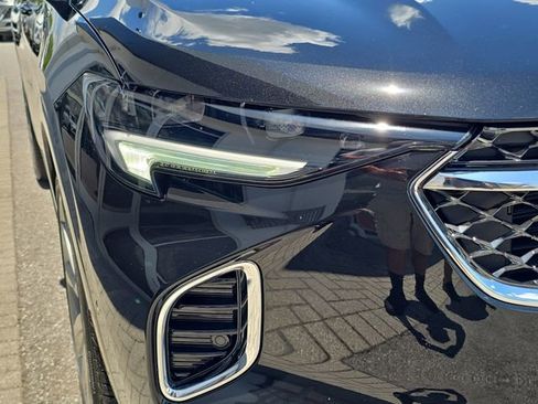 Certified 2023 Buick Envision Avenir FWD image 10