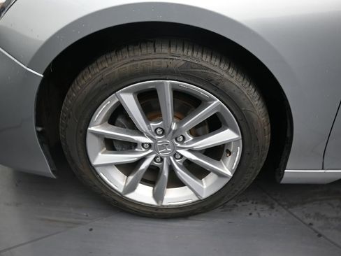 Used 2022 Honda Accord LX image 9