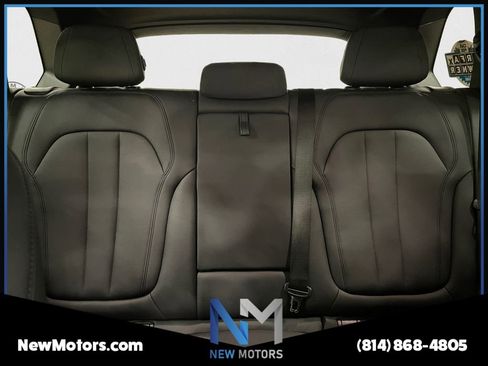 Used 2022 BMW X5 xDrive40i w/ Parking Assistance Package AWD/4WD image 15