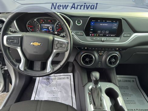 Used 2020 Chevrolet Blazer LT image 8