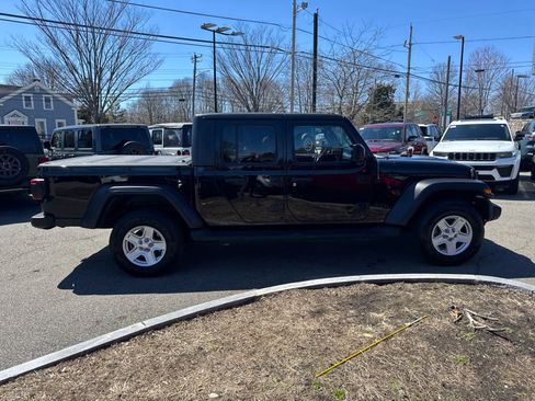 Used 2020 Jeep Gladiator Sport w/ Quick Order Package 24S AWD/4WD image 7