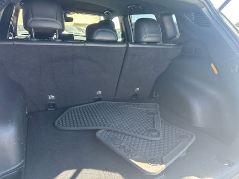 Used 2025 Jeep Compass Trailhawk image 30