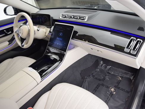 Certified 2022 Mercedes-Benz S 500 4MATIC image 15