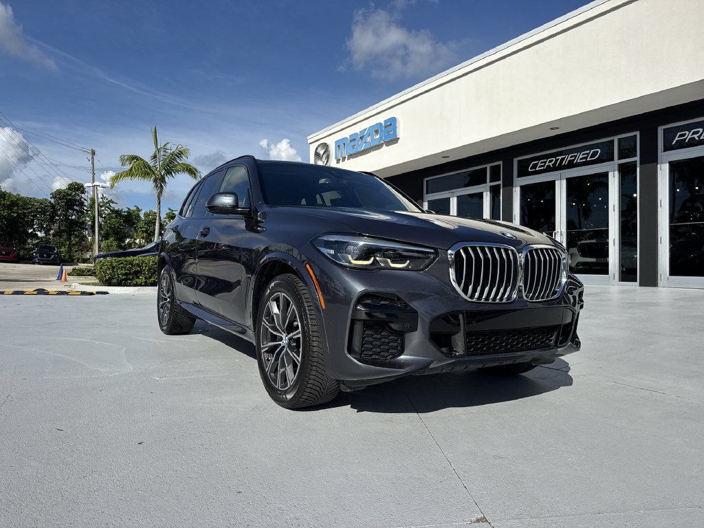 Used 2022 BMW X5 sDrive40i w/ M Sport Package RWD image 30