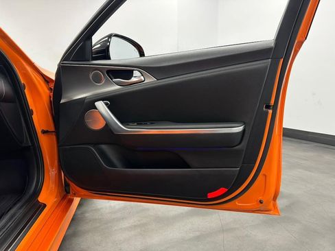 Used 2019 Kia Stinger GTS image 29