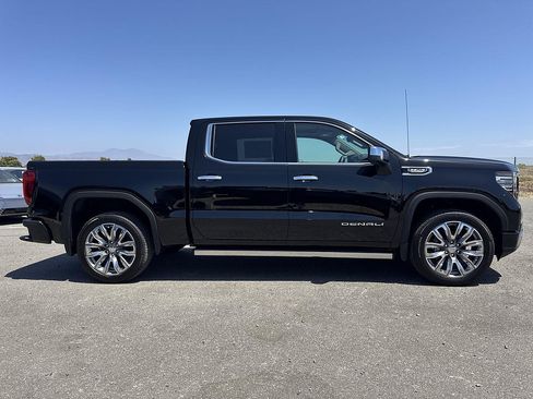 New 2026 GMC Sierra 1500 Denali AWD/4WD image 3