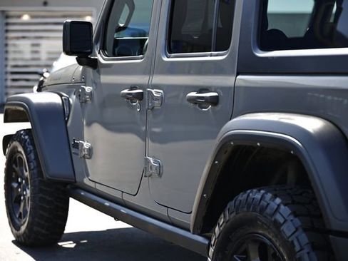 Used 2023 Jeep Wrangler Willys image 6