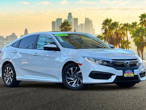 Used 2018 Honda Civic EX image 2