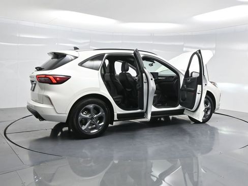 Used 2024 Ford Escape ST-Line w/ Tech Pack #1 image 5