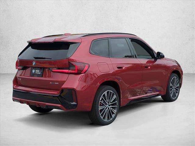 Used 2026 BMW X1 xDrive28i w/ Technology Package AWD/4WD image 5