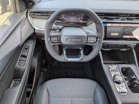 New 2026 Jeep Cherokee Laredo image 14