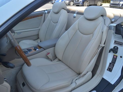 Used 2004 Mercedes-Benz SL 500 w/ Comfort Pkg image 20