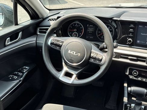 Used 2023 Kia K5 LXS FWD image 18