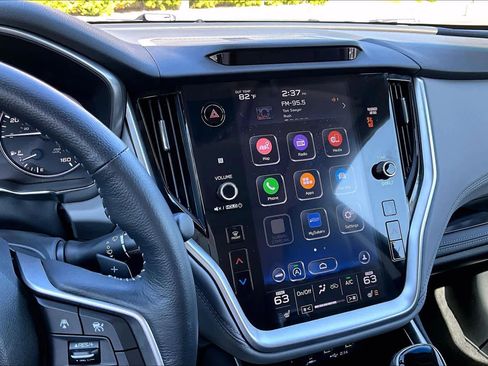 Used 2022 Subaru Outback Limited image 6