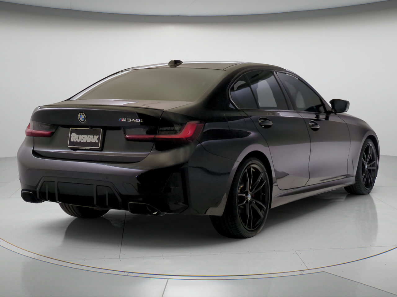 Used 2024 BMW M340i w/ Premium Package RWD image 3