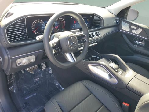 Certified 2026 Mercedes-Benz GLS 450 4MATIC image 23