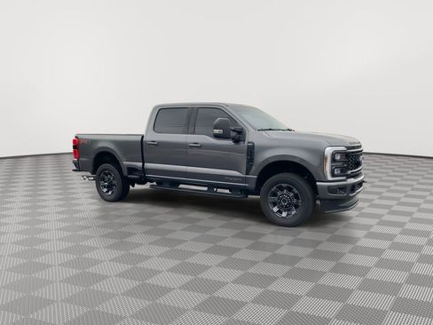 Used 2024 Ford F250 Lariat w/ Sport Appearance Package image 2