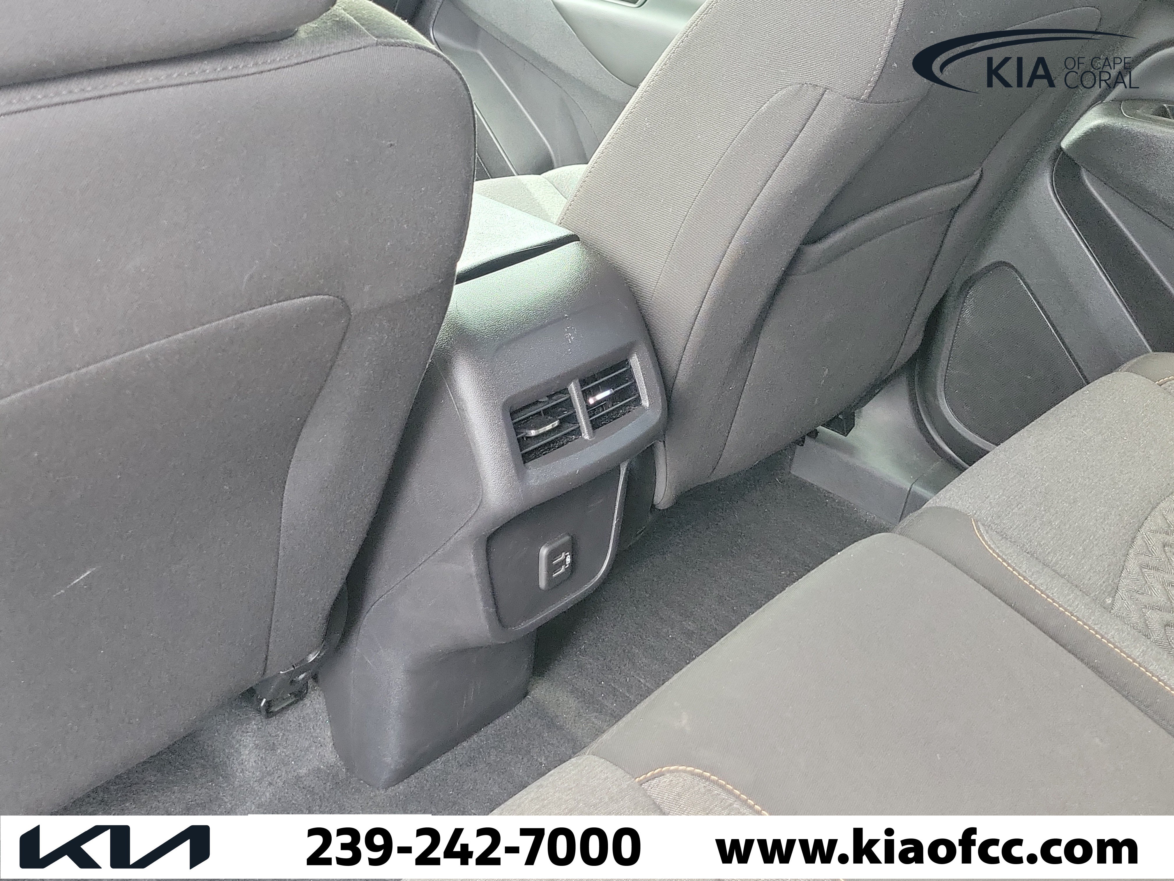 Used 2024 Chevrolet Equinox LT FWD image 14