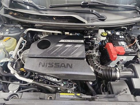 Used 2023 Nissan Rogue SV image 18