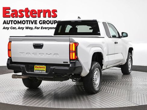 Used 2025 Toyota Tacoma SR RWD image 5