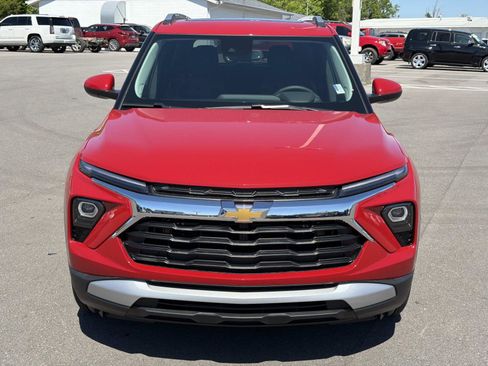 New 2026 Chevrolet TrailBlazer LT w/ Convenience Package FWD image 9