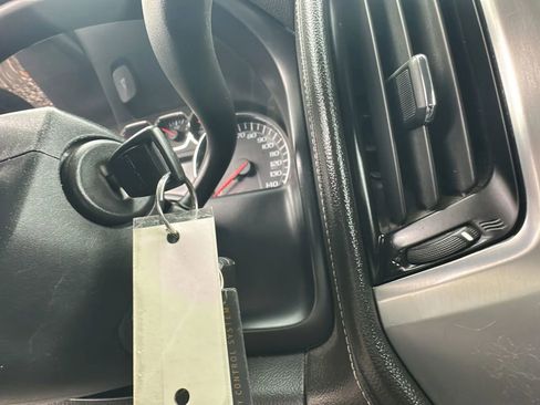 Used 2014 GMC Sierra 1500 SLE w/ SLE Value Package image 20