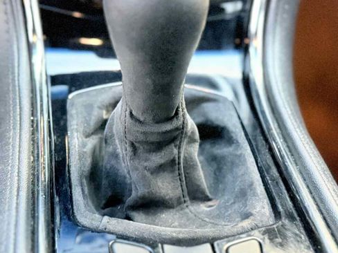 Used 2016 Cadillac ATS V w/ Luxury Package image 21