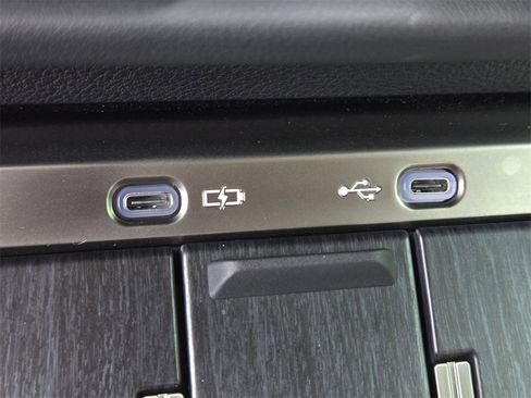 Used 2024 Lexus GX 550 image 21