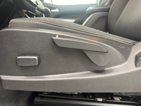 Used 2019 Chevrolet Colorado LT RWD image 10