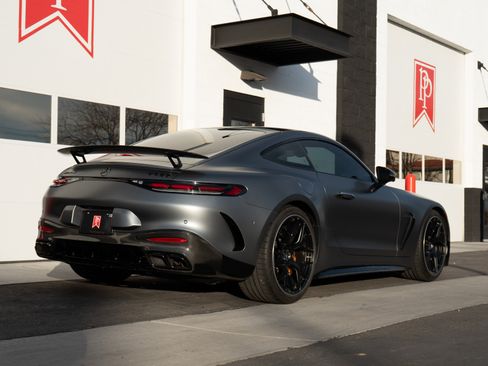Used 2025 Mercedes-Benz AMG GT 63 image 44