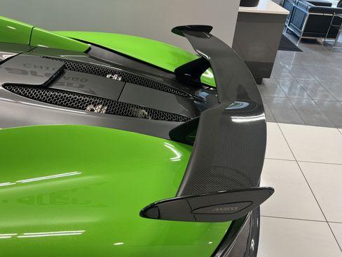Used 2019 McLaren 570S Spider image 20