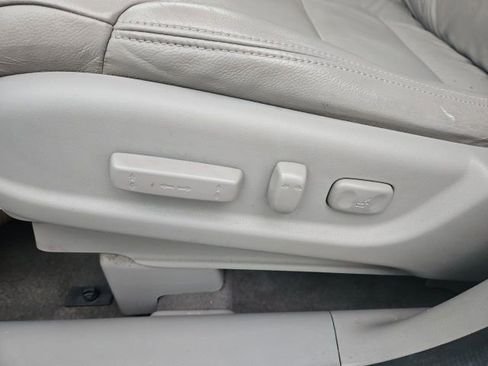 Used 2012 Honda CR-V EX-L image 19