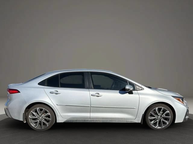 Used 2022 Toyota Corolla SE FWD image 6