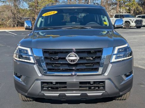 Used 2024 Nissan Armada Platinum w/ Cargo Package image 2