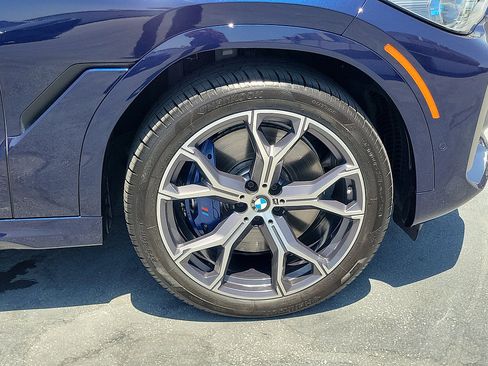 Used 2023 BMW X6 M50i w/ Executive Package AWD/4WD image 5