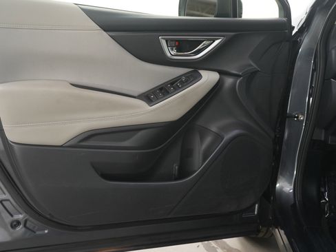 Used 2023 Subaru Forester Premium image 19